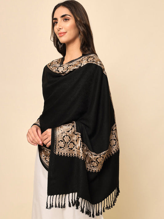 Womenƒ??s Dilkash Aari Embroidered stole (Size 71X203 CM)