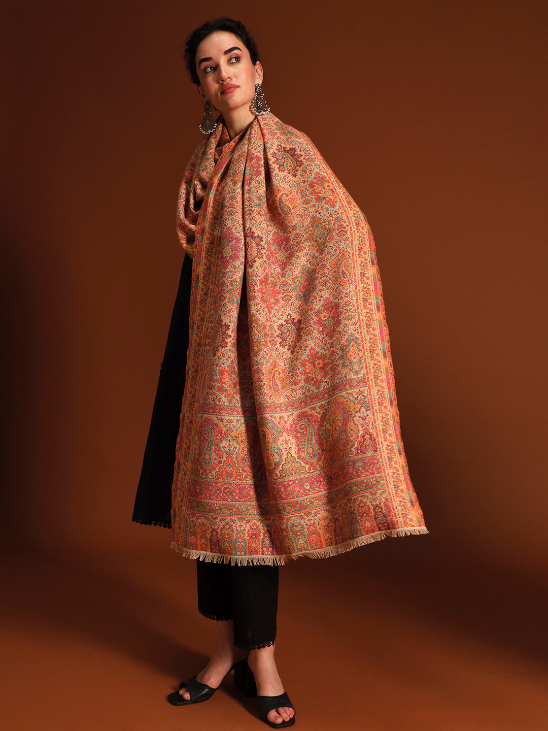 Women Shahkaar Gulistan kaani stole
