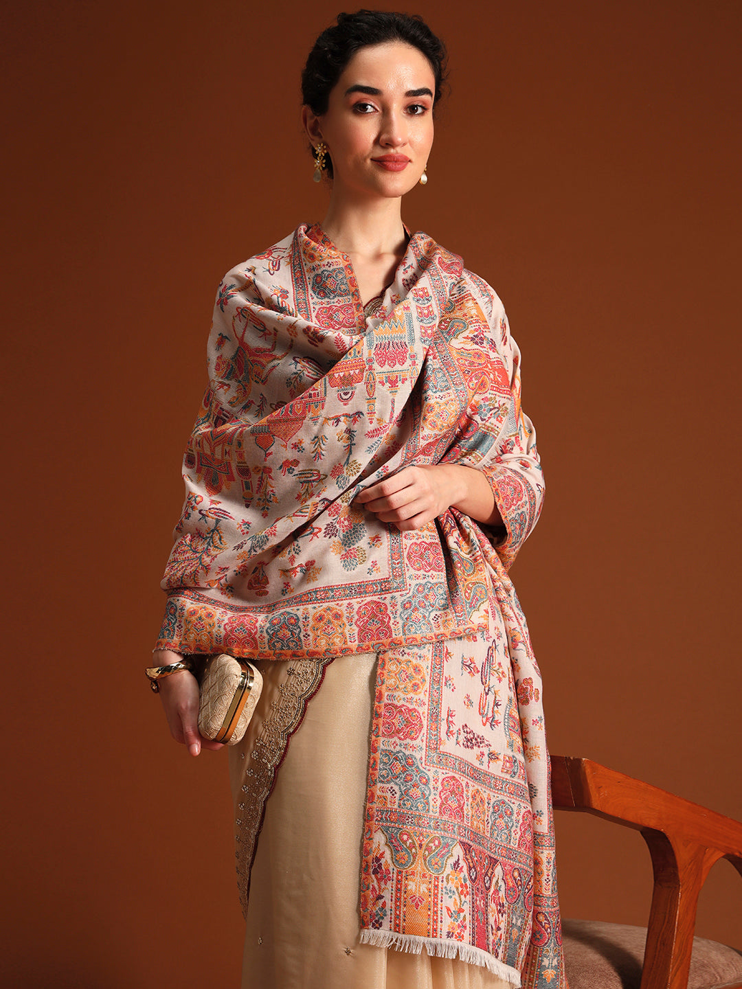 Women Caravan kaani stole Stole