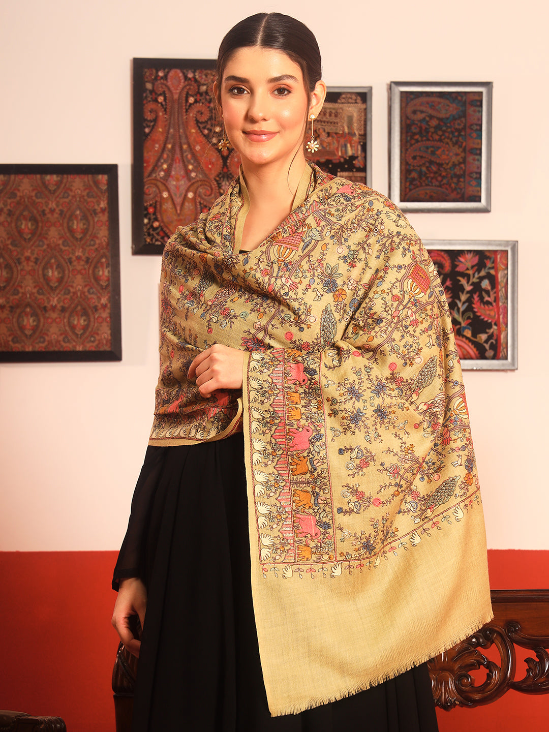Pashmoda Women Naqsh 100% Pure Wool Sozni Hand Embroidered Stole (Size: 71x203cm)