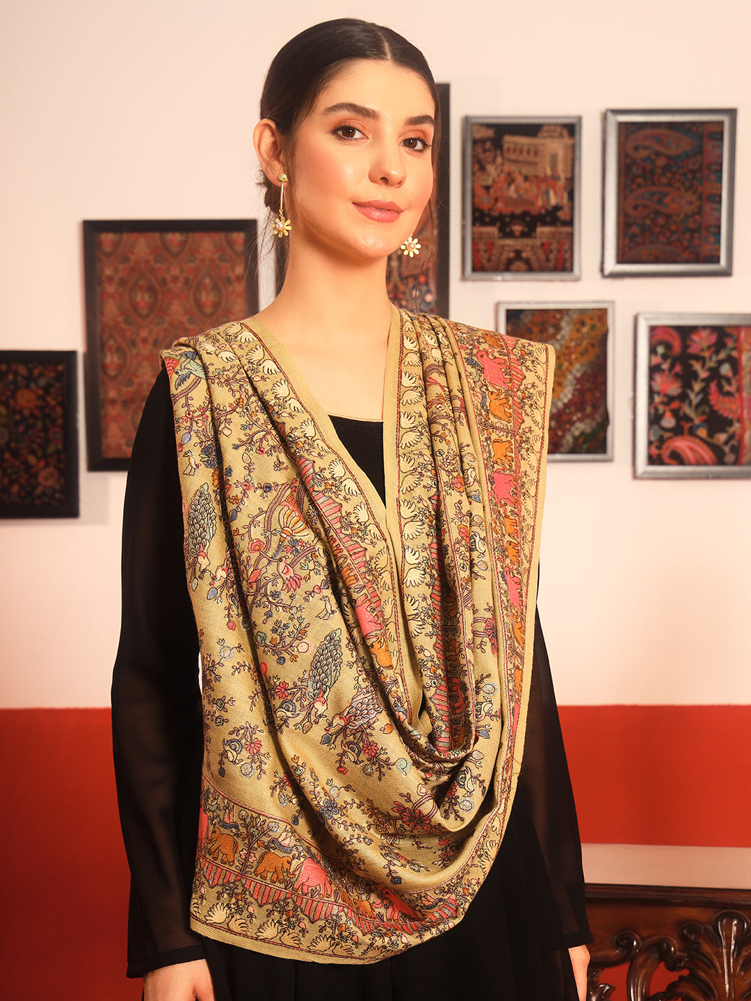 Pashmoda Women Naqsh 100% Pure Wool Sozni Hand Embroidered Stole (Size: 71x203cm)