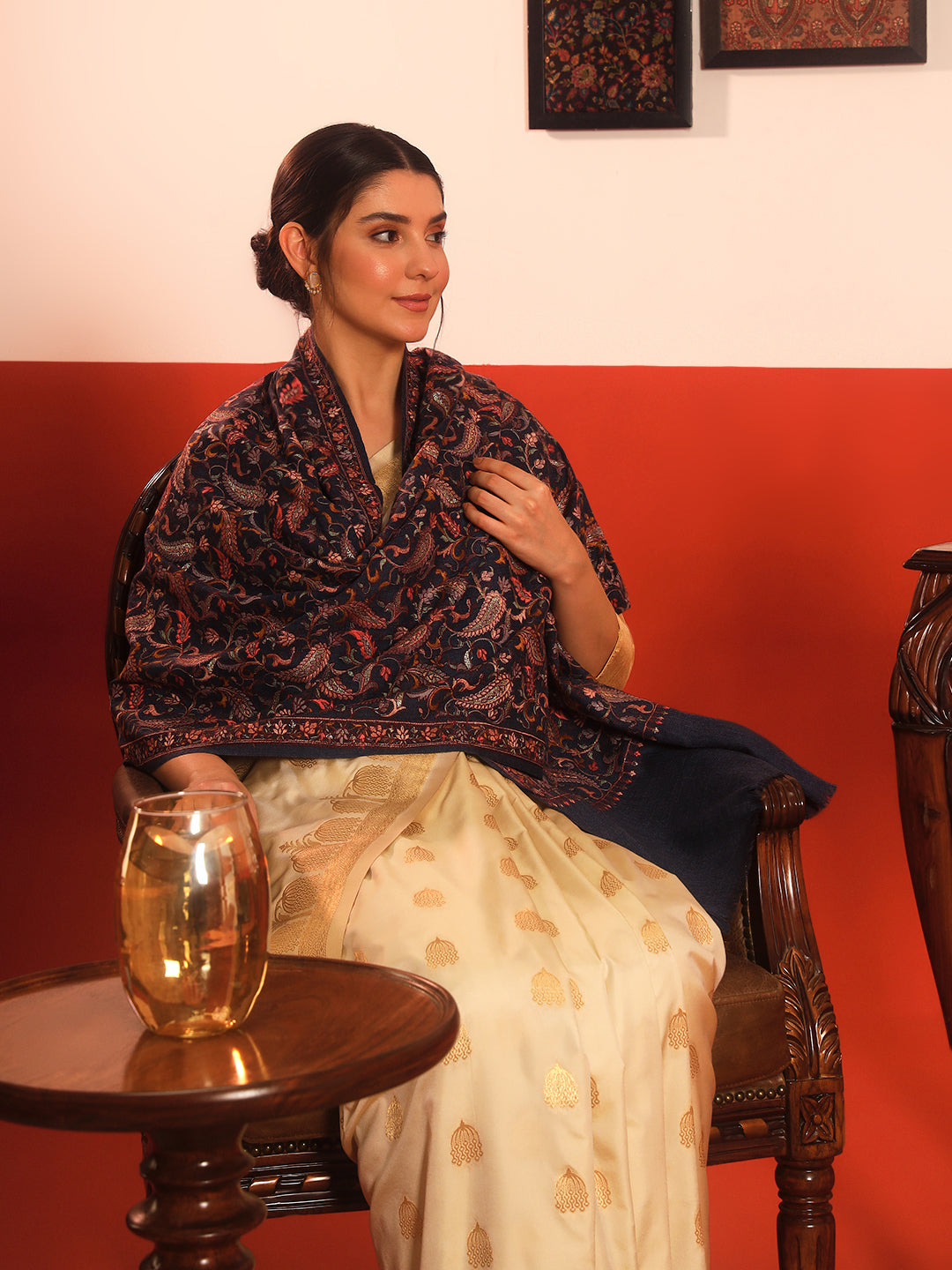 Pashmoda Womenƒ??s 100% Pure Wool Sozni Hand Embroidered Stole (Size: 71x203 cm)