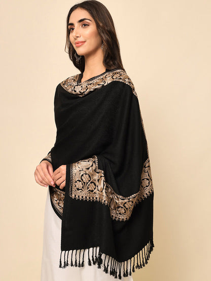 Womenƒ??s Dilkash Aari Embroidered stole (Size 71X203 CM)