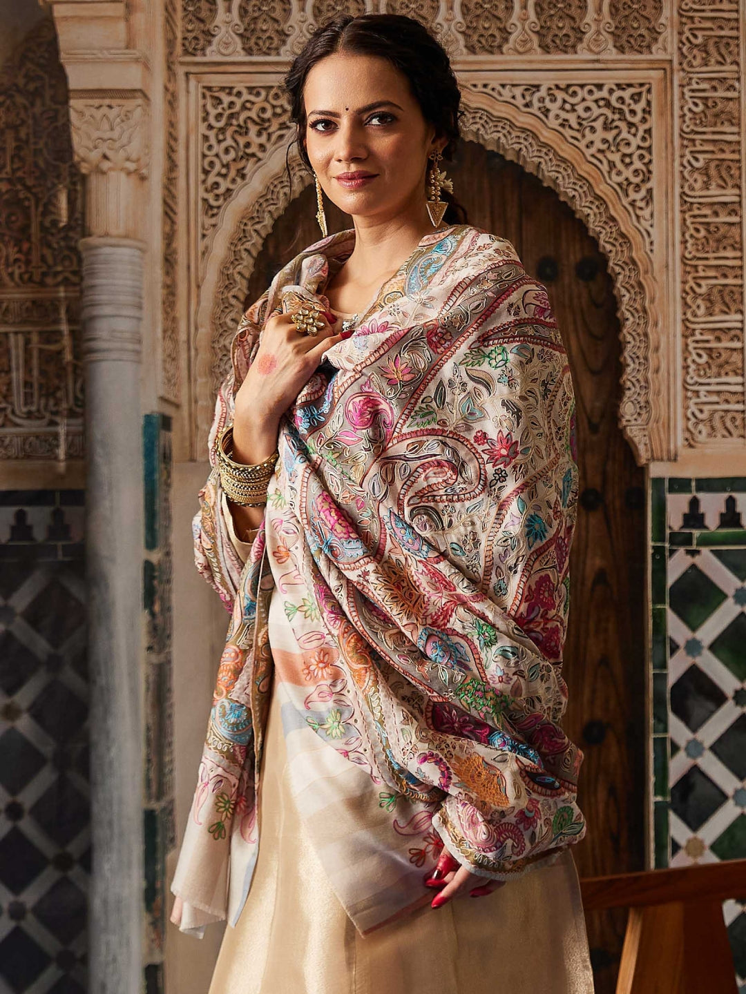 Women Naaz Kalamkari Embroidered Shawl (Size: 101x203 CM)