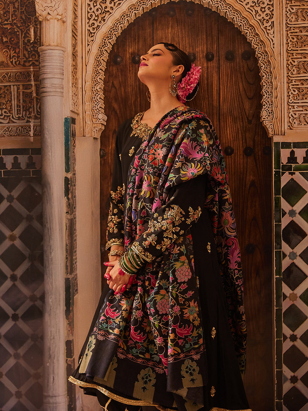 Women Shaheen Kalamkari Embroidered Shawl (Size: 101x203 CM)