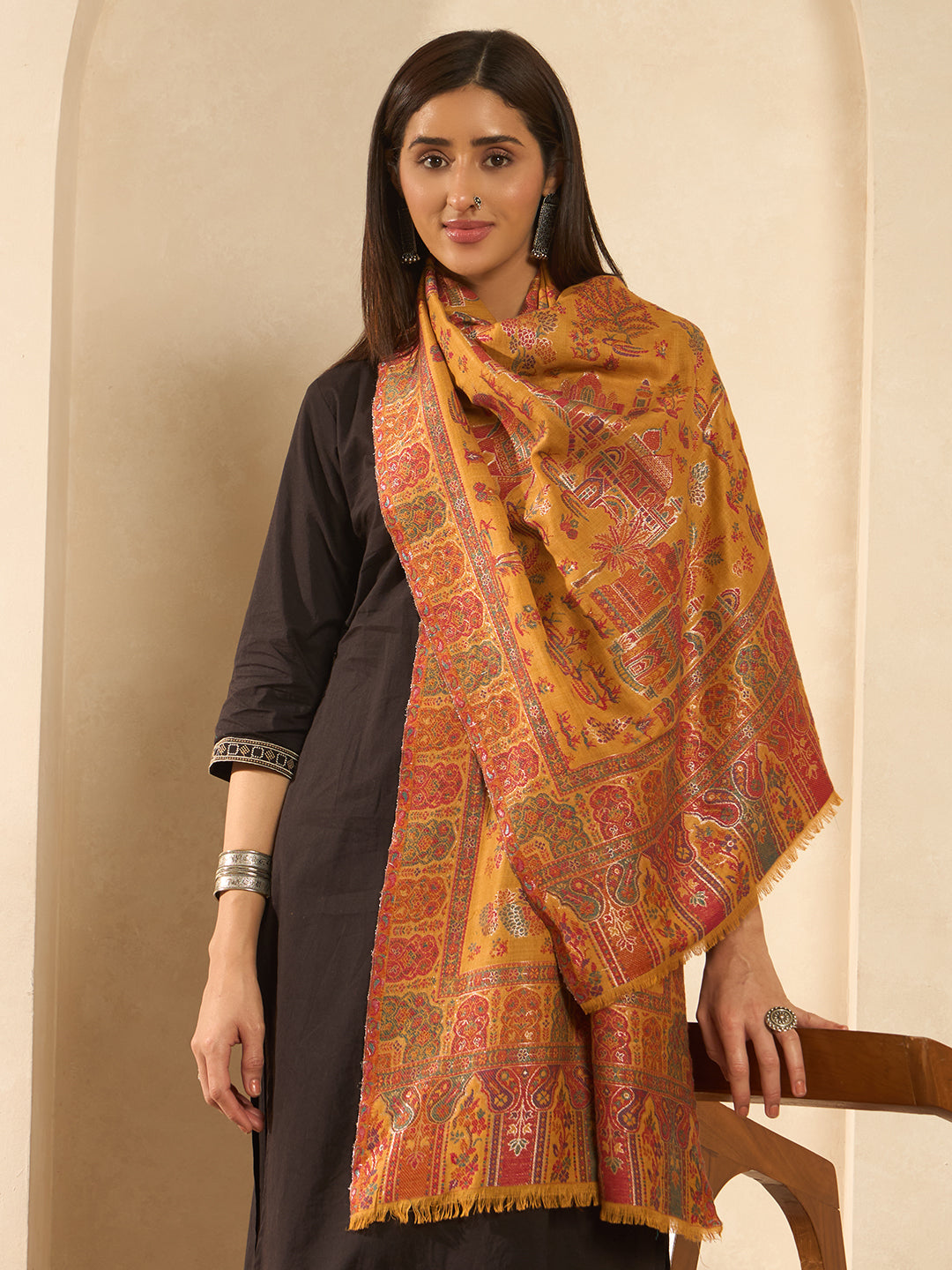Women Caravan kaani stole Stole