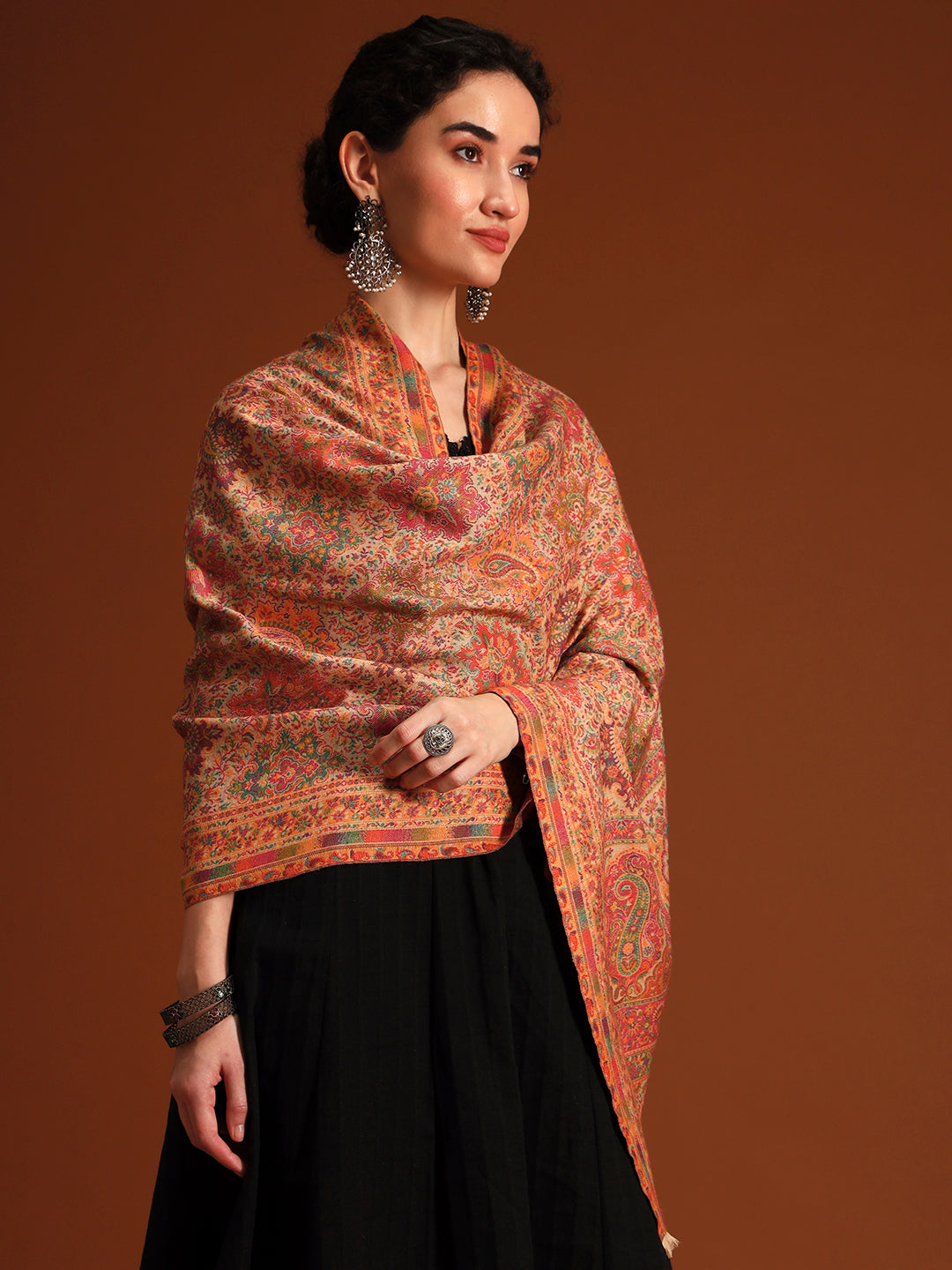 Women Shahkaar Gulistan kaani stole