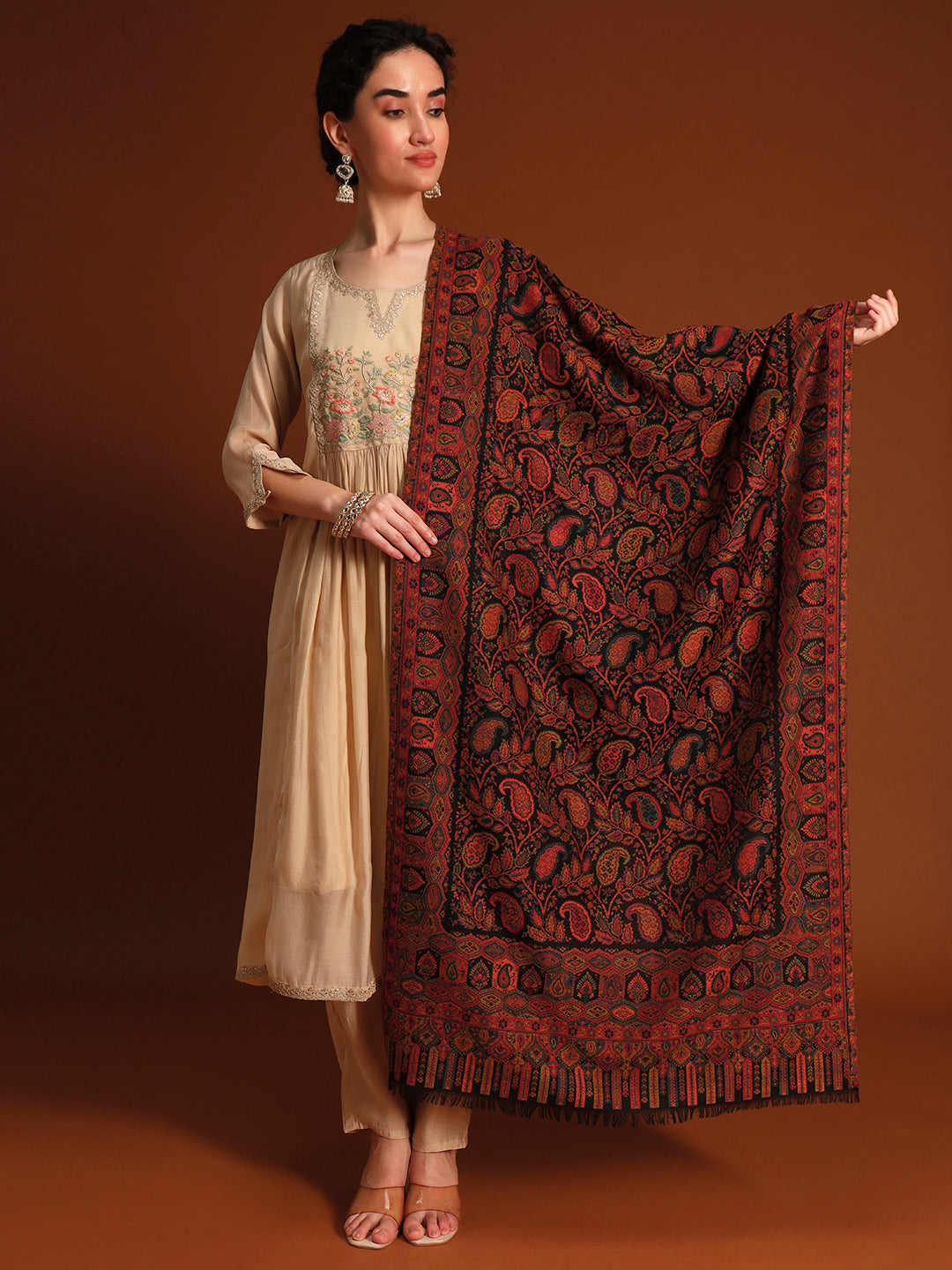 Women Gulzar kaani Stole