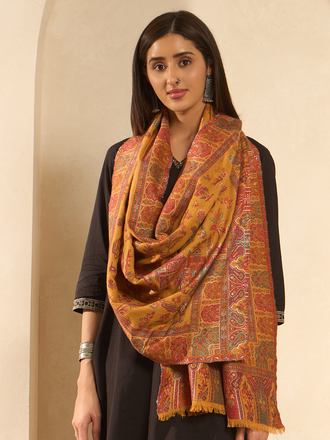 Women Caravan kaani stole Stole