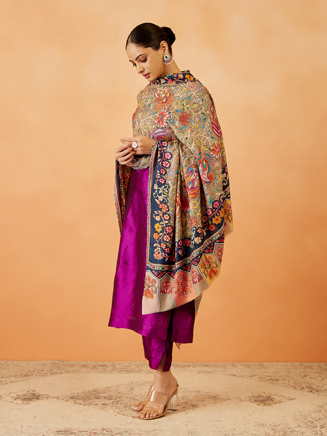 Women Afsha Kalamkari Embroidered Shawl (Size: 101x203 CM)