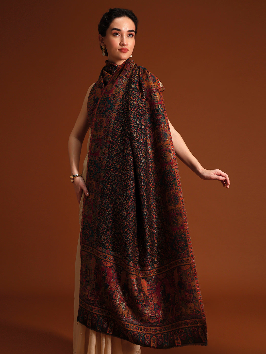 Women Persian Court kaani stole