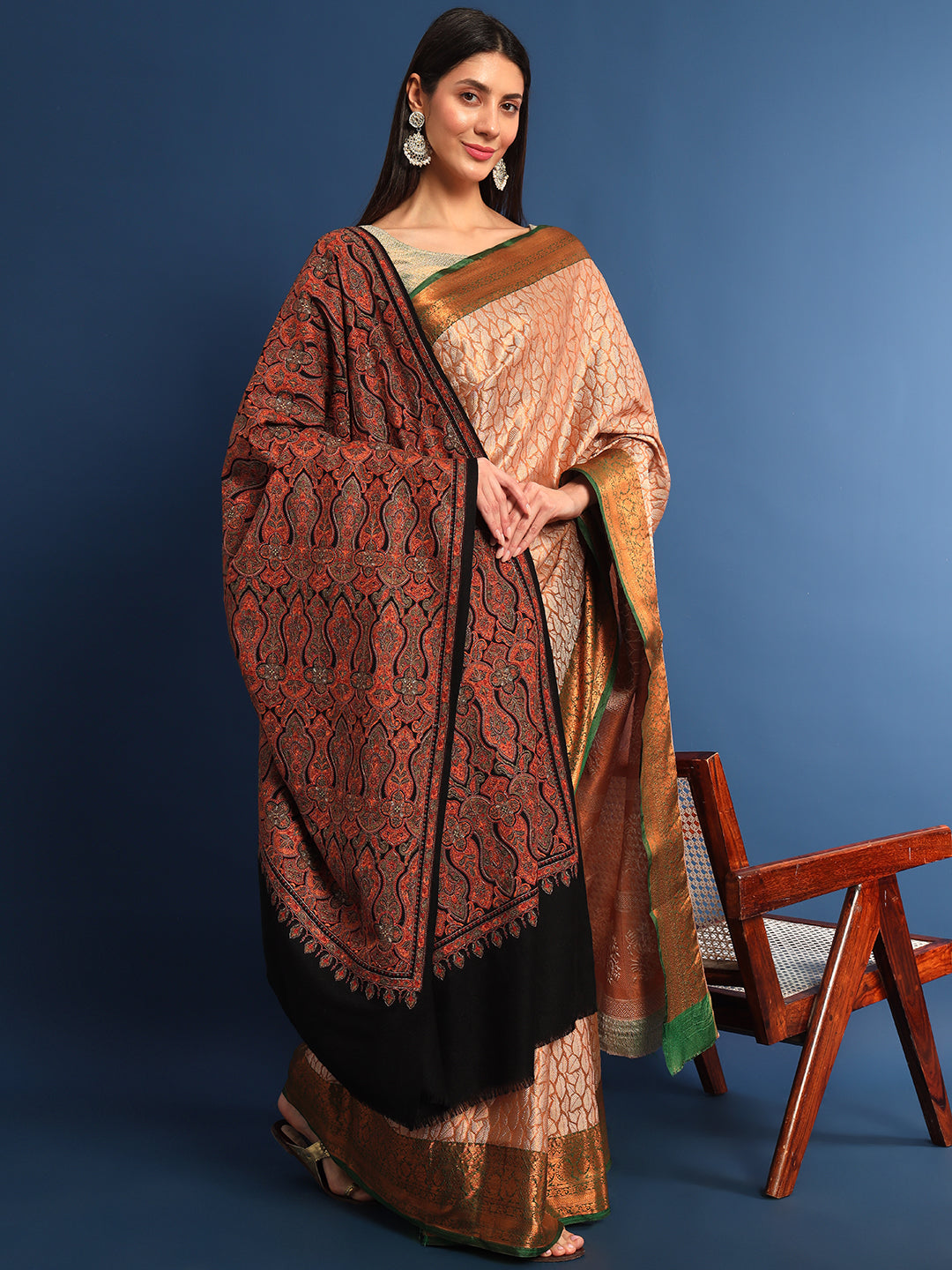 Pashmoda Womenƒ??s Gulsheren  100% Fine Wool Sozni Hand Embroidered Shawl (Size: 101x203 Cm)