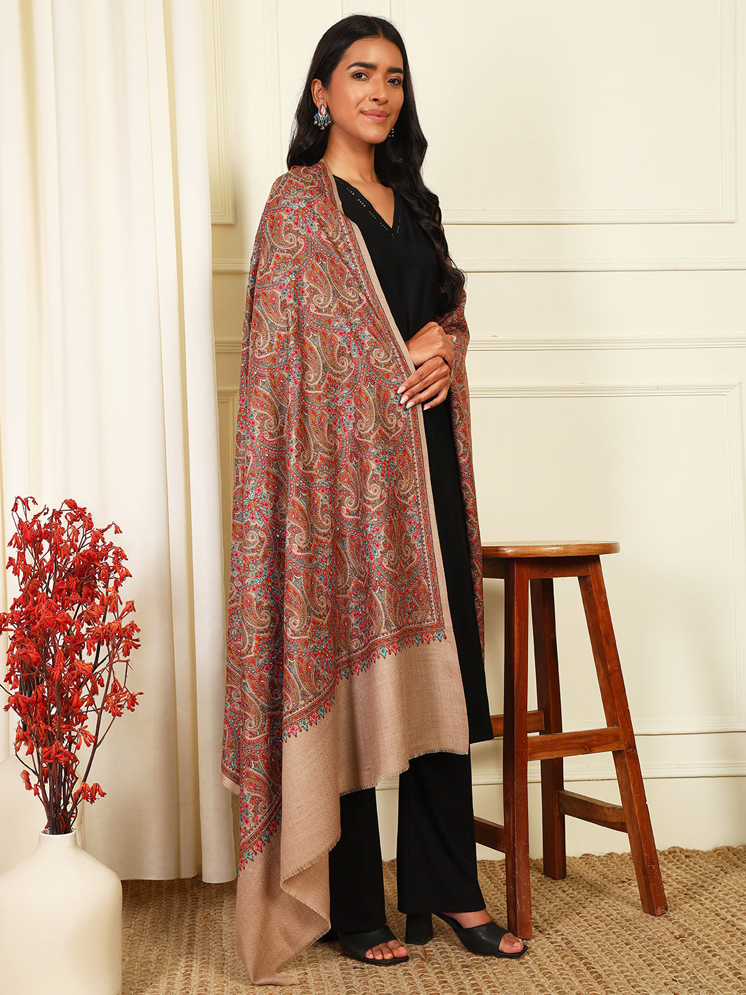 Pashmoda Womenƒ??s Aabroo 100% Fine Wool Sozni Hand Embroidered Shawl (Size: 101x203 Cm)