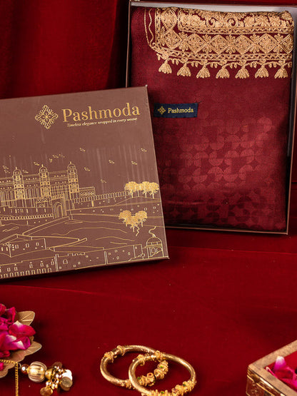 Gift Box of Shalimaar Kashmiri Aari Embroidery Stole (Size: 71X203 CM)
