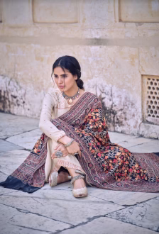 Aari Embroidered Kashmiri Stole